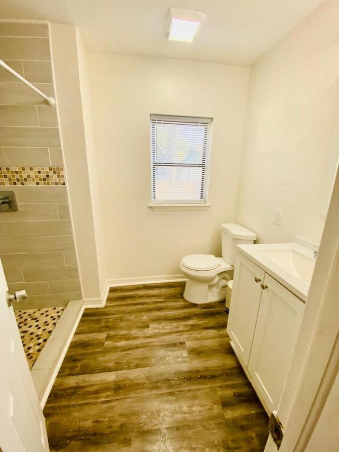 Two Fully Equipped Apartments And A Studio 5 Miles From The Beach San Petersburgo Exterior foto