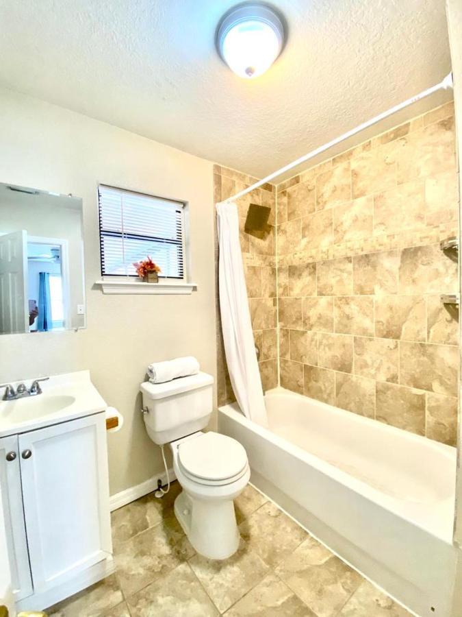 Two Fully Equipped Apartments And A Studio 5 Miles From The Beach San Petersburgo Exterior foto